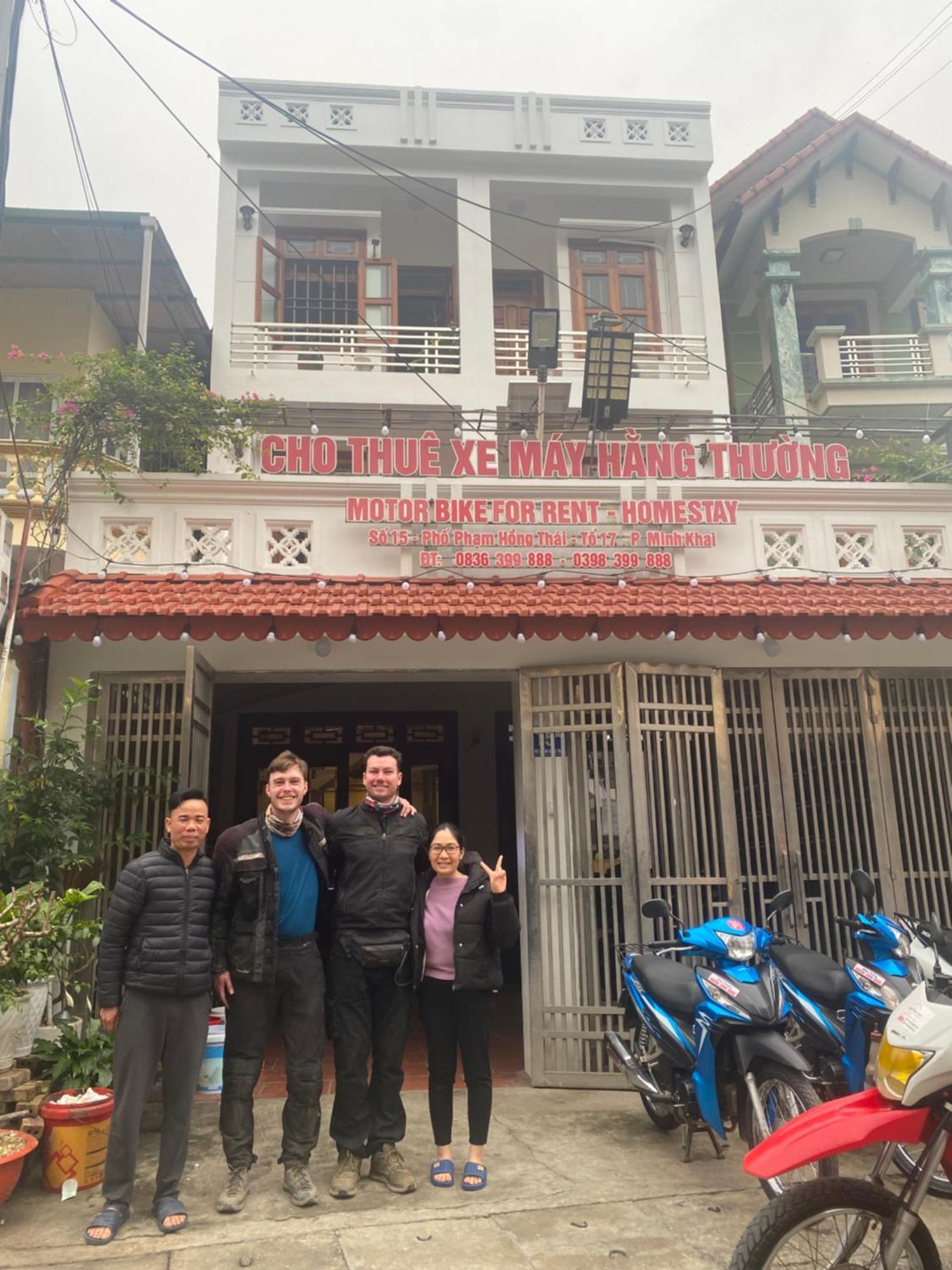Hang Thuong Hostel - Motorbikes And Tour Ha Giang Exterior photo